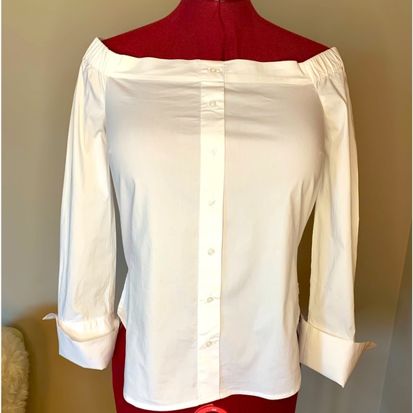 Beautiful on/off shoulder crisp white cotton blouse, French cuffs, size M - Picture 1 of 6